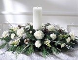 Новогодняя композиция №19. Гвоздика, Зелень, Ель.